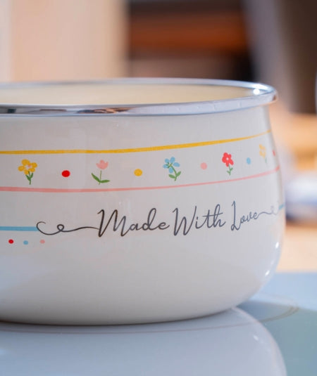 Made With Love Emaille Melkkan / Sauskom