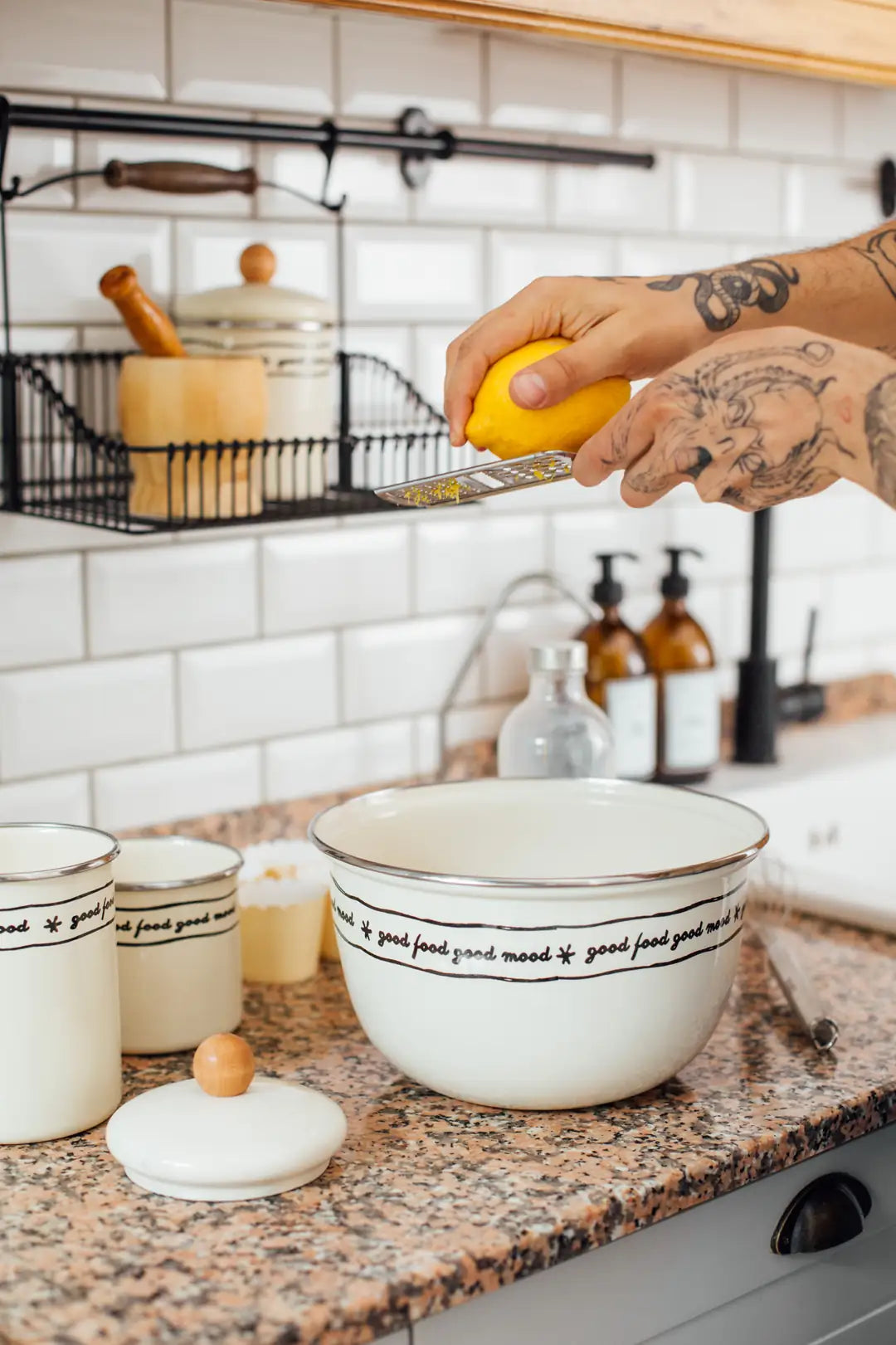 Mood Emaye Karıştırma Kabı 24cm - 4Lt